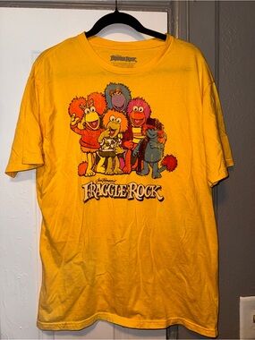 Fraggle Rock Jim Henson Vintage Yellow Graphic Tee size XL